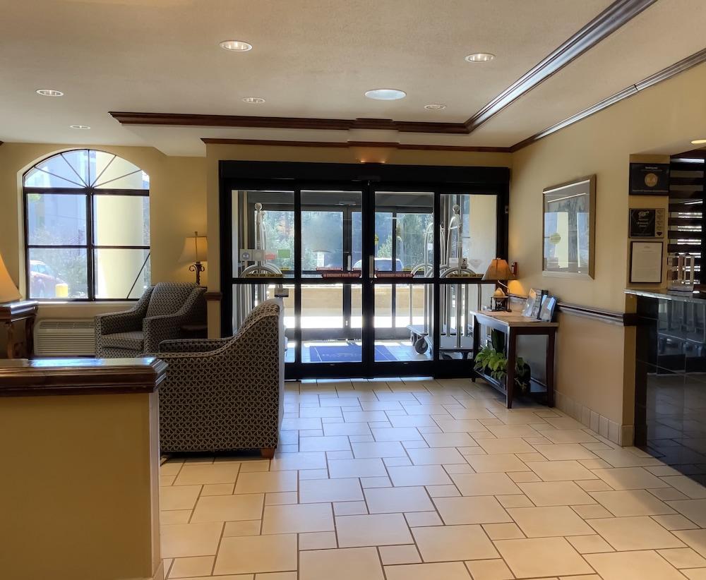Baymont By Wyndham Asheville/Biltmore Εξωτερικό φωτογραφία